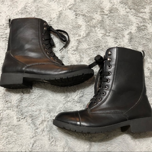 Hot Topic Shoes - Hot topic black biker combat boots